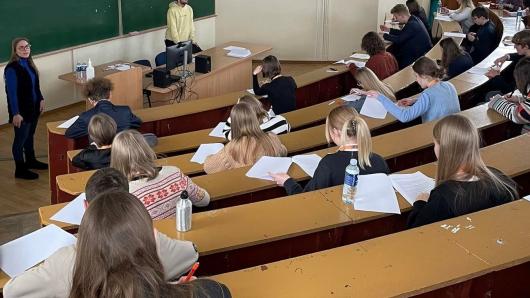  Tautinių mažumų mokyklų atstovai varžėsi lietuvių kalbos olimpiadoje 